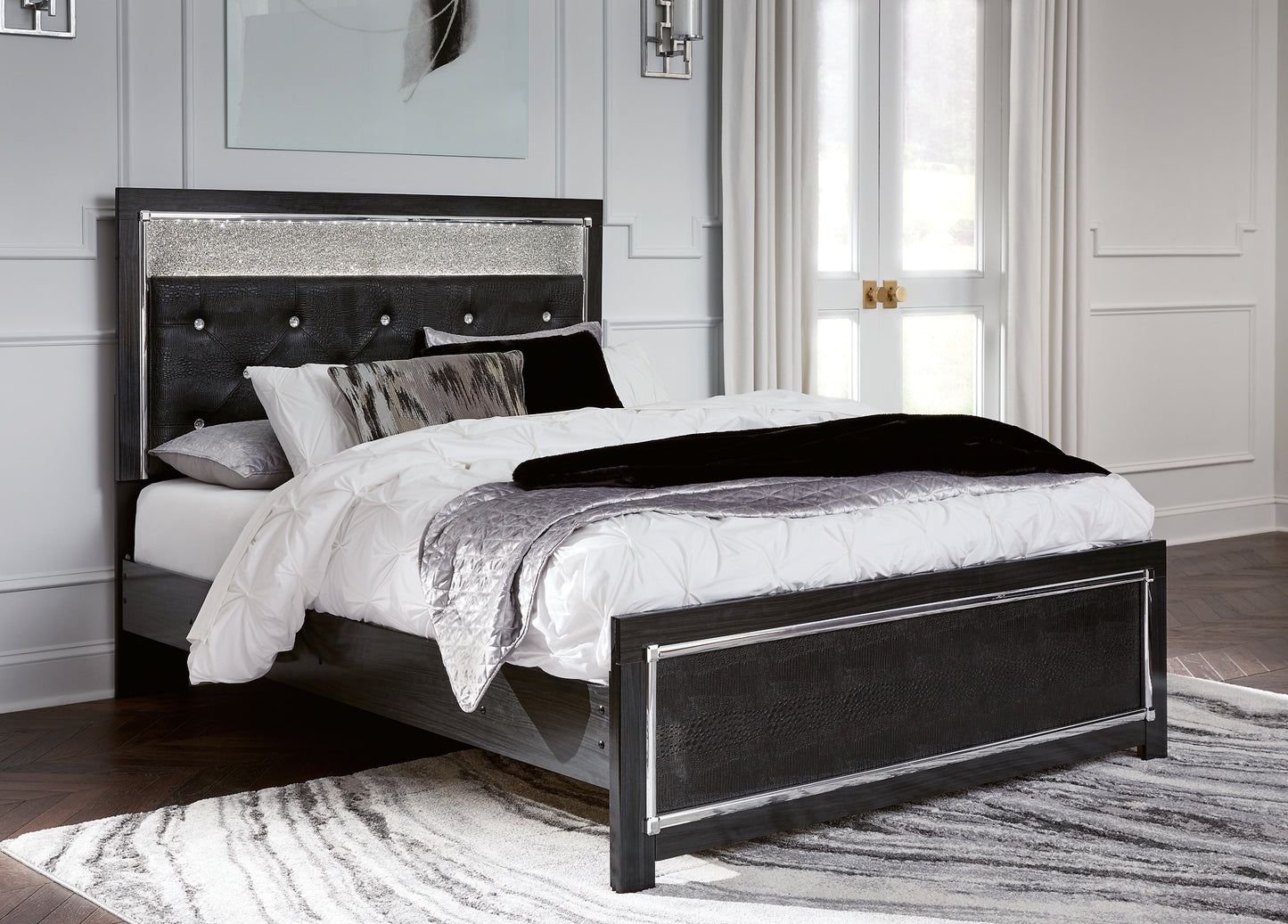 Kaydell Upholstered Panel Bed