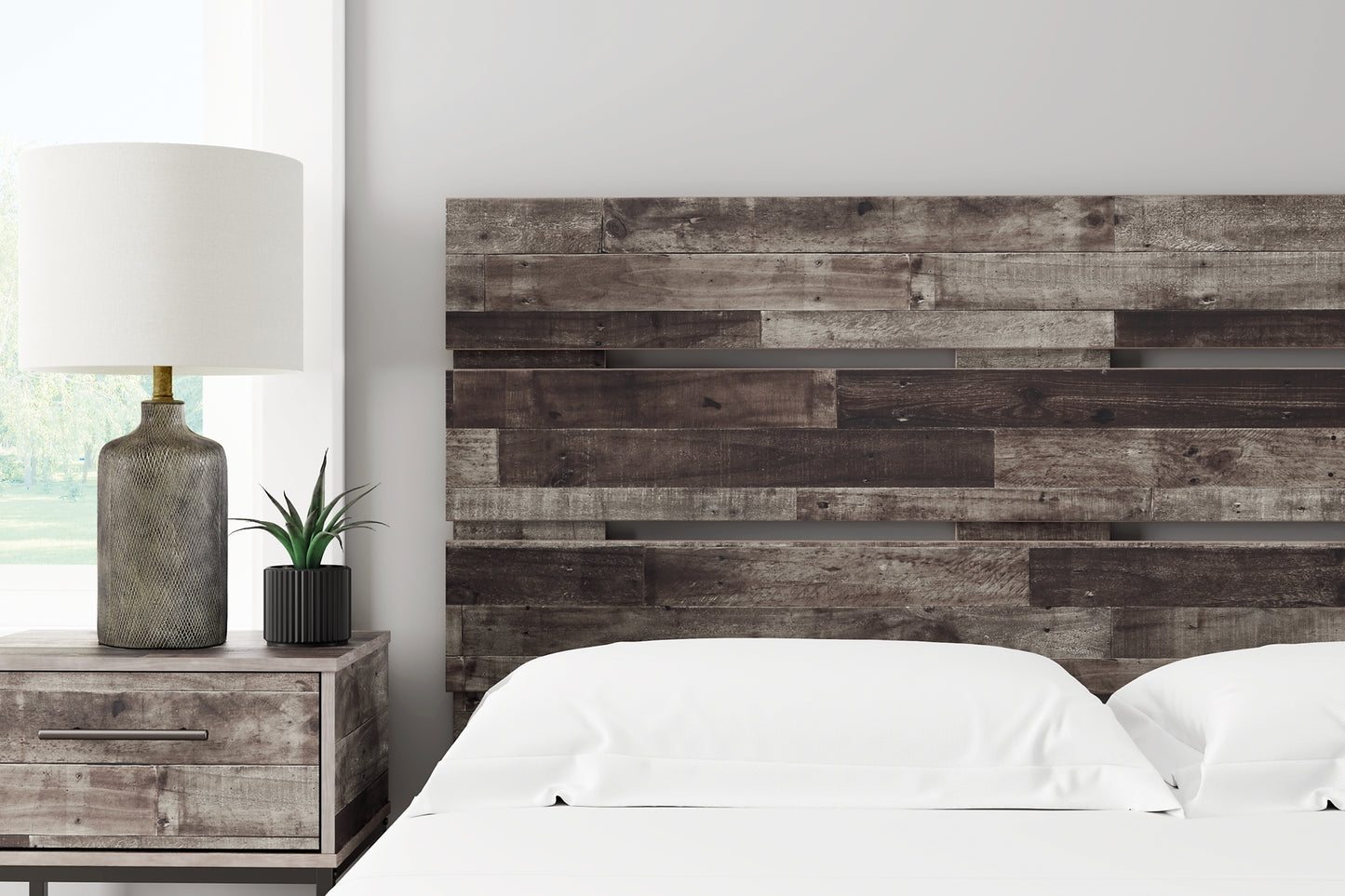 Neilsville Panel Platform Bed