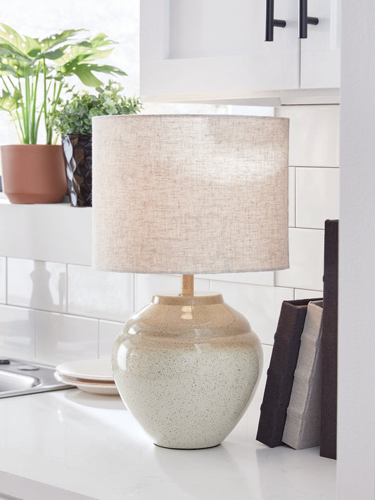 Waldish Metal Table Lamp (1/CN)